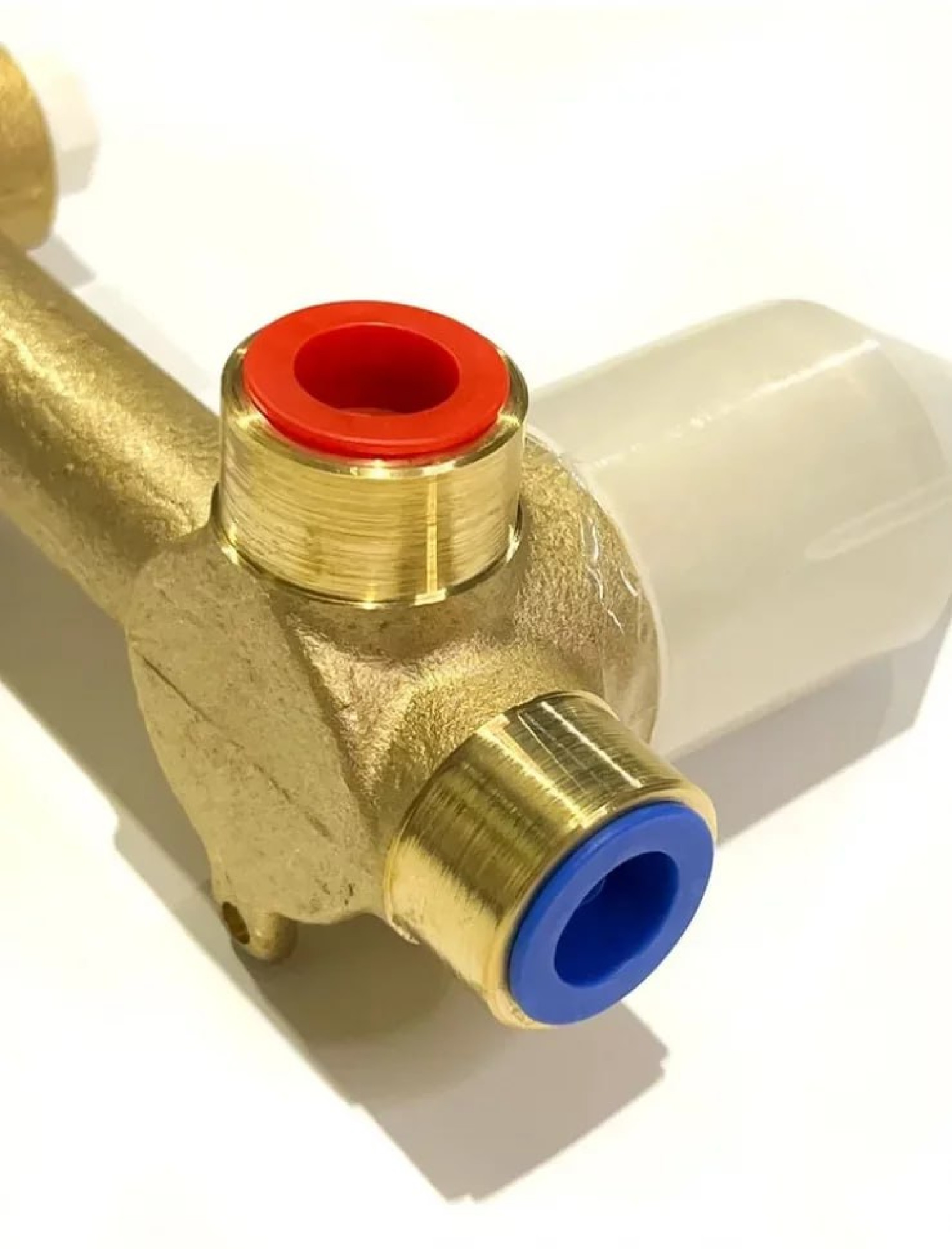 Смеситель Grocenberg GB599 (черный матовый) фото-4 Смеситель Grocenberg GB599 (черный матовый) фото-4