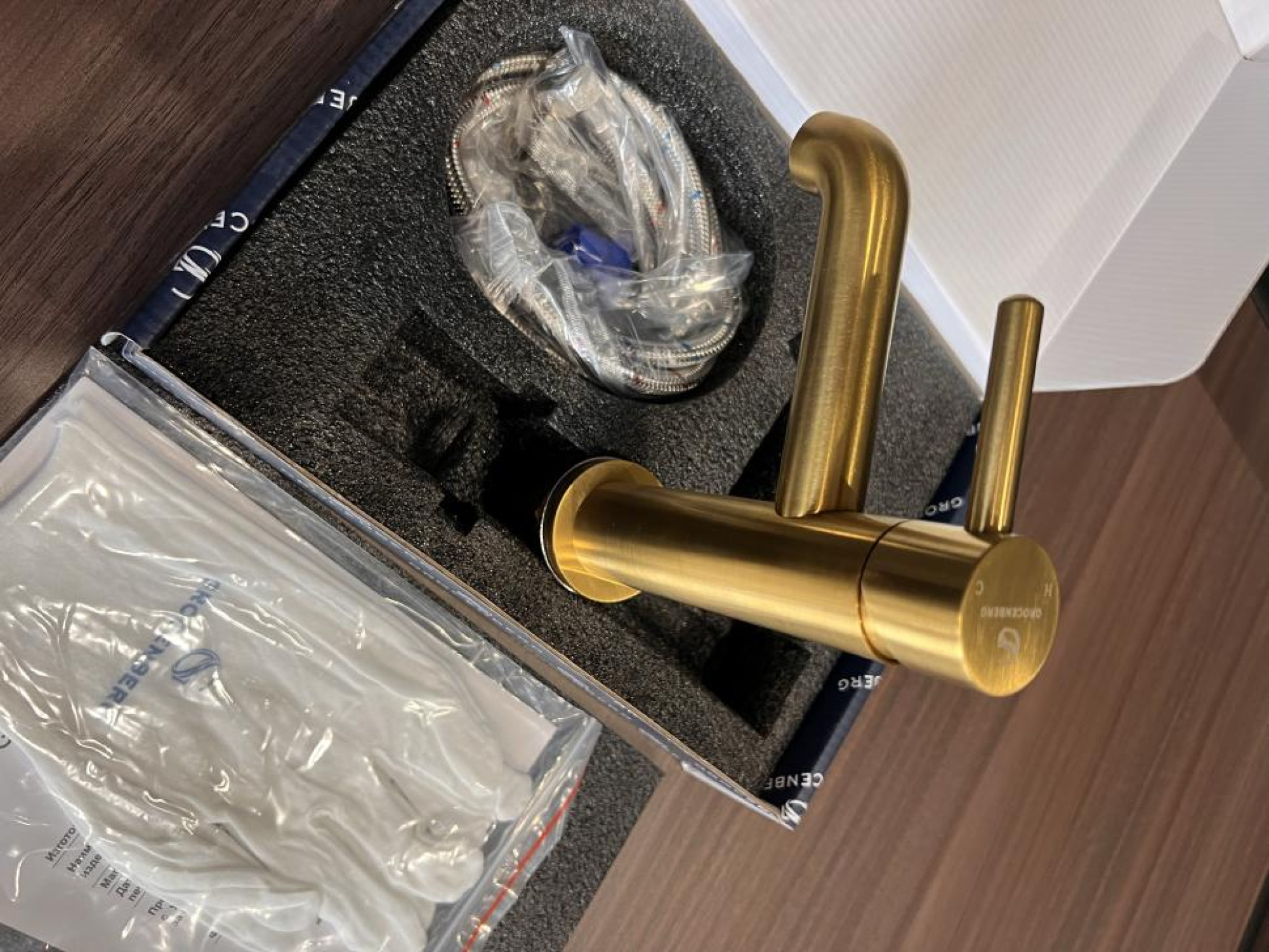 Смеситель Grocenberg GB2099 (золотой брашированный) фото-8