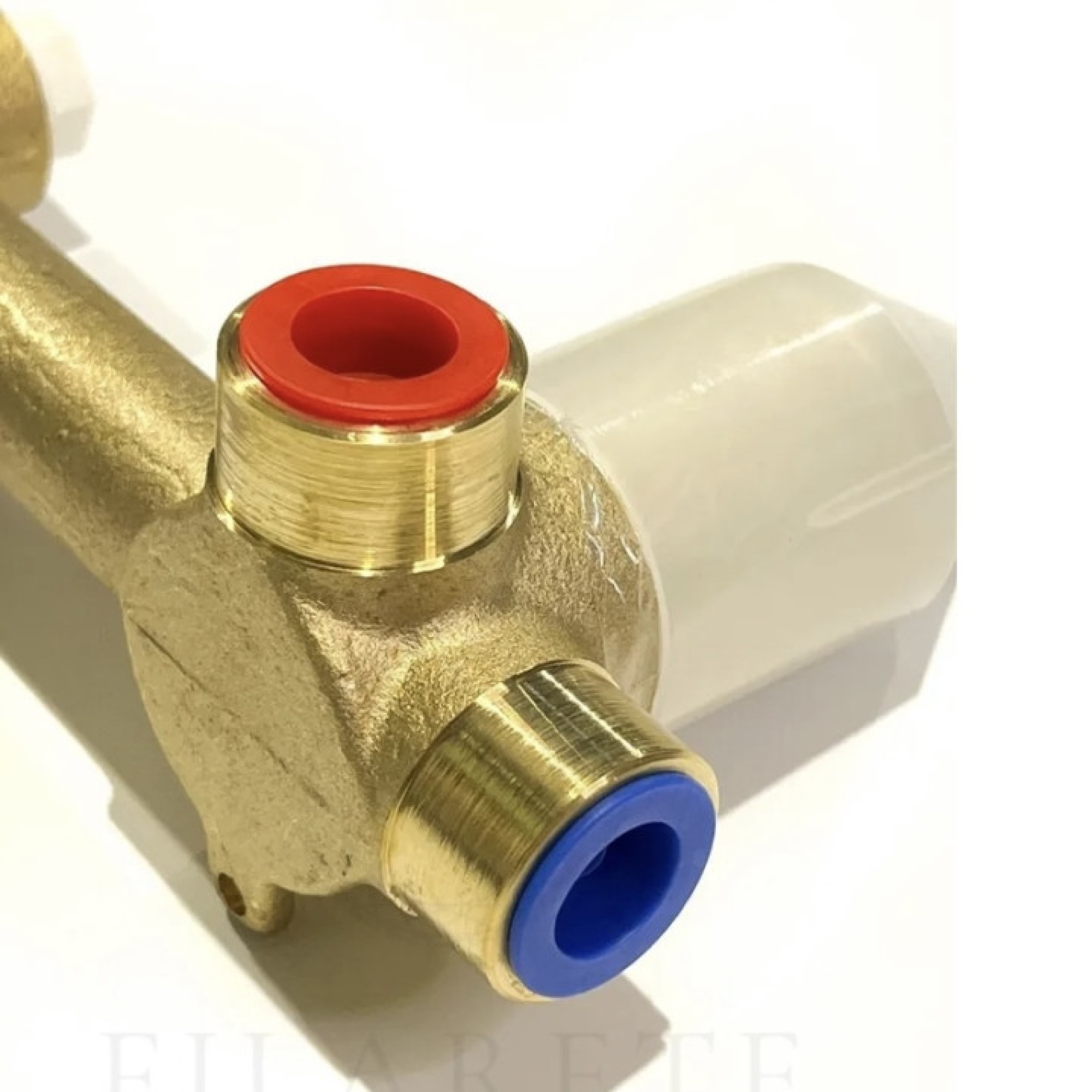 Смеситель Filarete Roun FL4020 (черный матовый) фото-9 Смеситель Filarete Roun FL4020 (черный матовый) фото-9