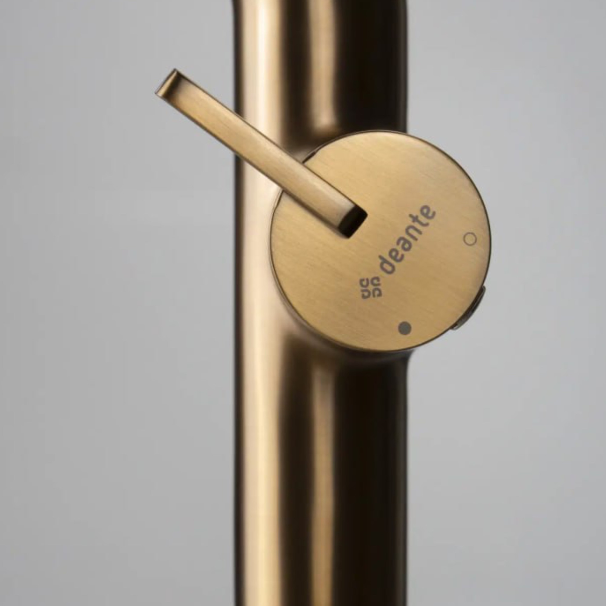 Смеситель Deante Silia BQS_C24K фото-4