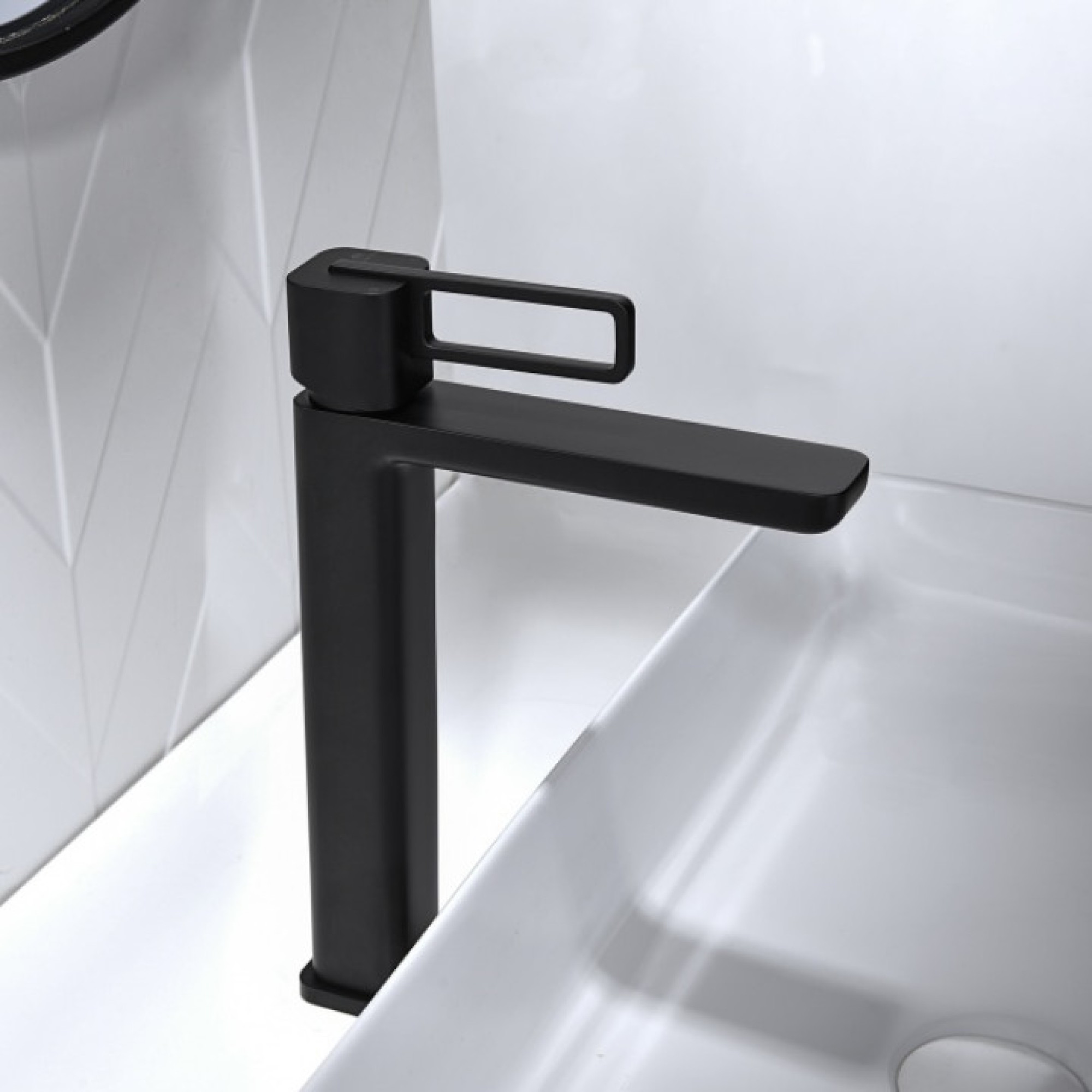 Смеситель Ganzer GZ12112-C черный - фото1