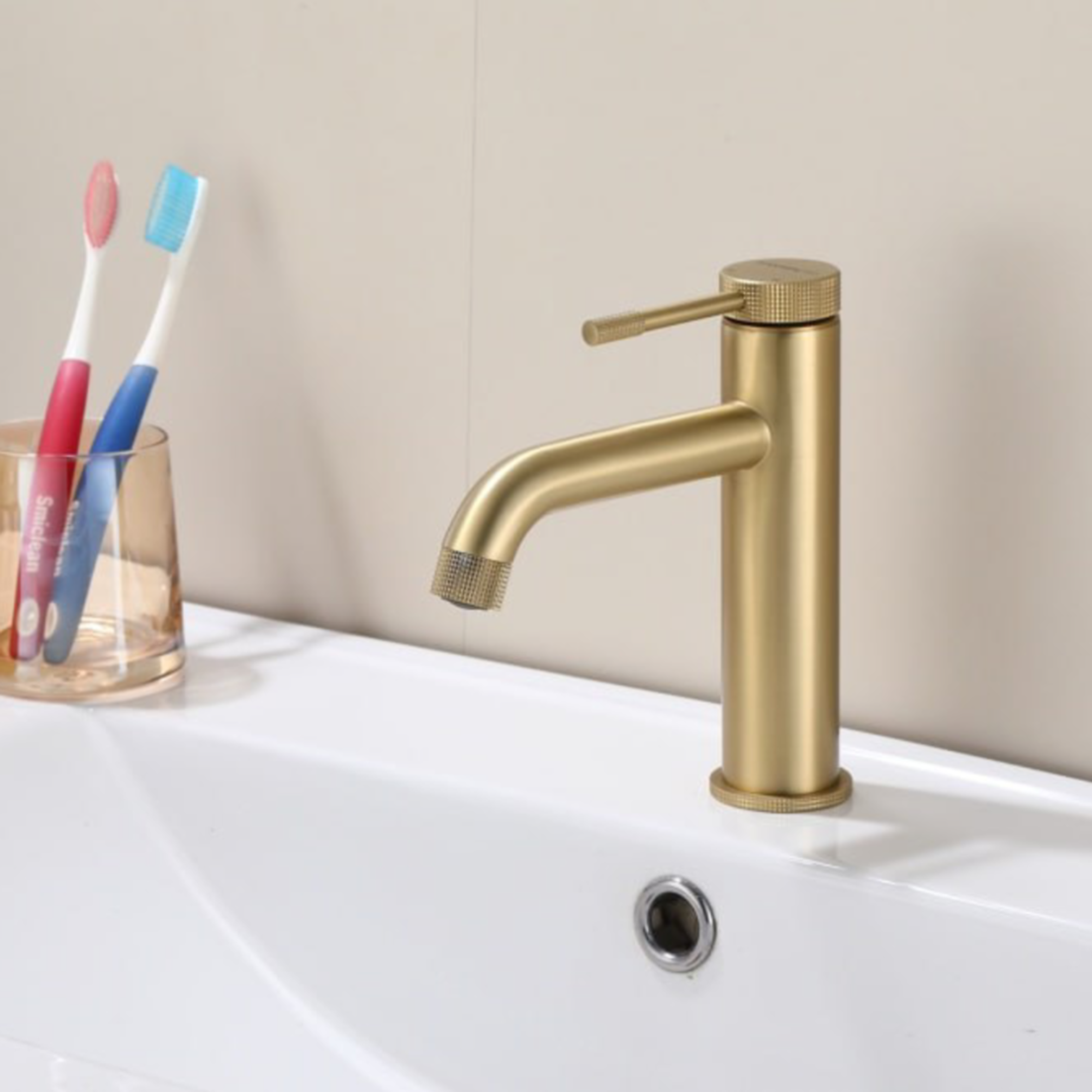 Смеситель Hansen 10098-D золото матовое Смеситель Hansen 10098-D золото матовое