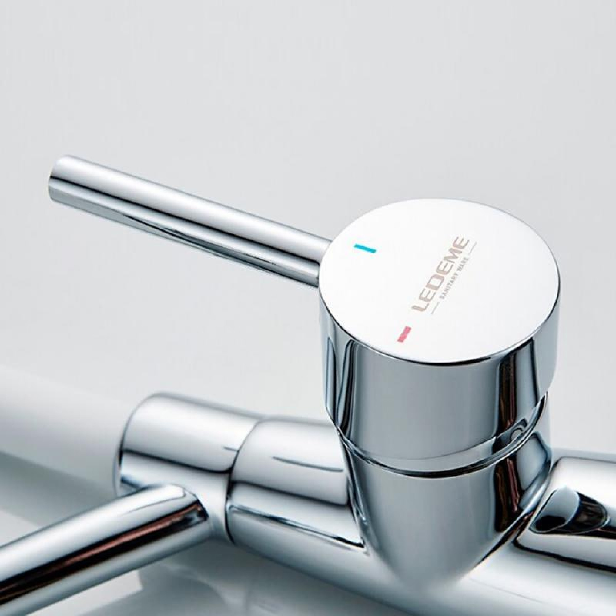 Смеситель Ledeme L4399-3 (хром/белый) фото-4 Смеситель Ledeme L4399-3 (хром/белый) фото-4