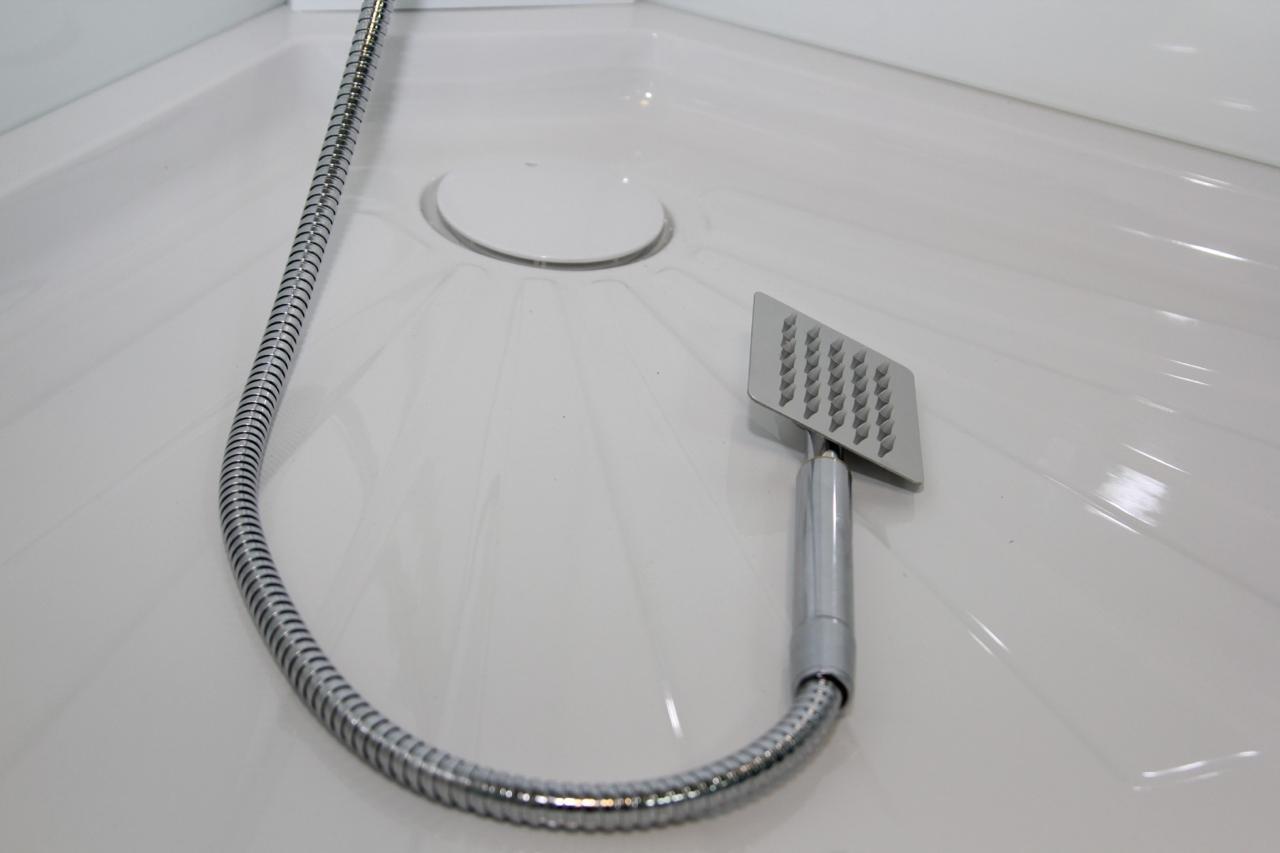 Душевая кабина Cerutti Spa CHIKA901T 90x90 фото-5 Душевая кабина Cerutti Spa CHIKA901T 90x90 фото-5